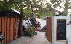 Mandala Beach House & Cottages